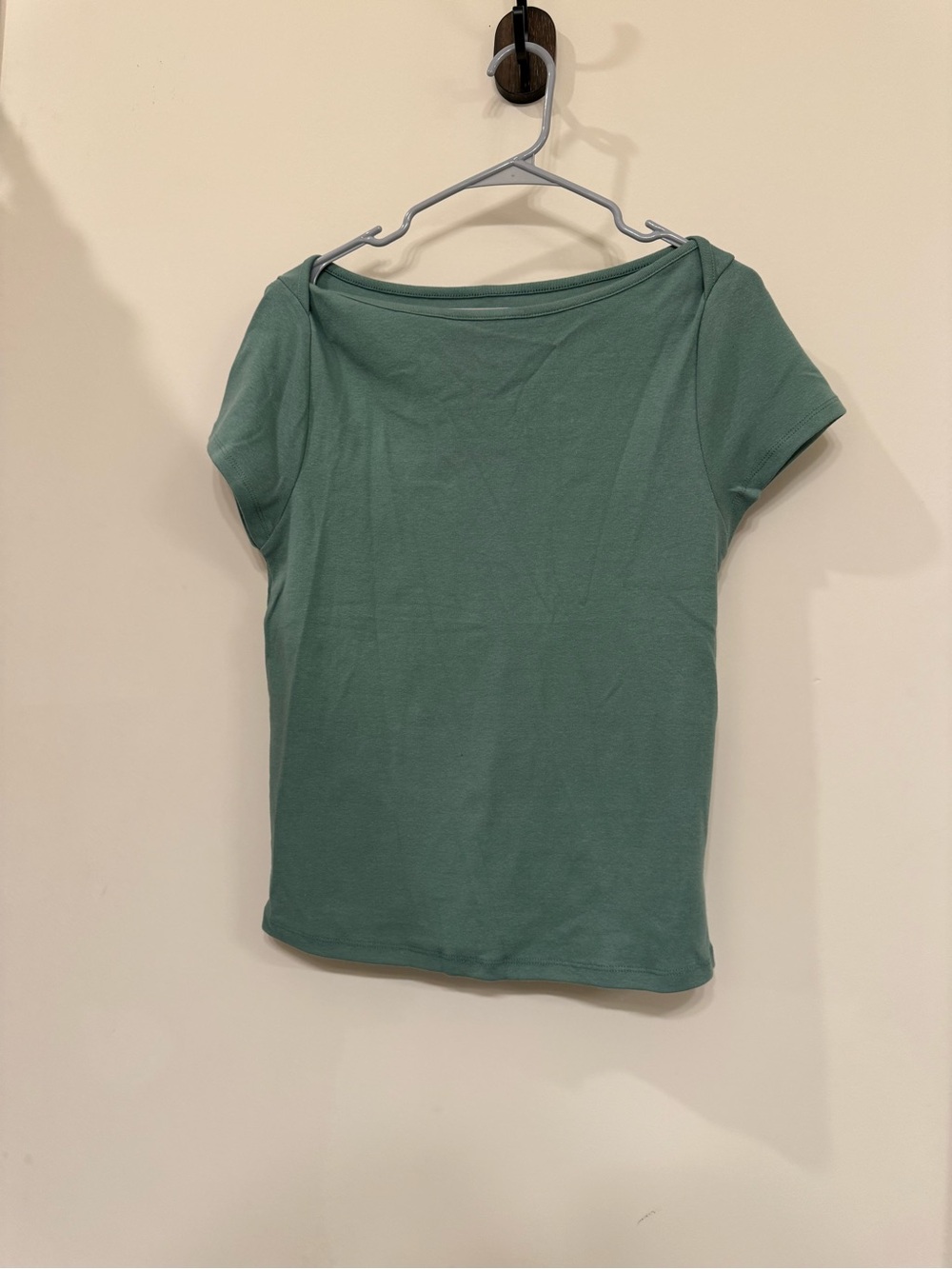 Old Navy Sage Green Off-Shoulder Short Sleeve Tee